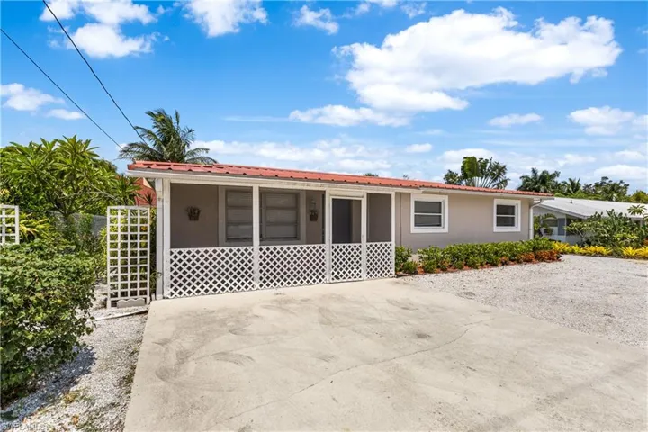2191 Thomasson Dr, Naples, Florida 34112