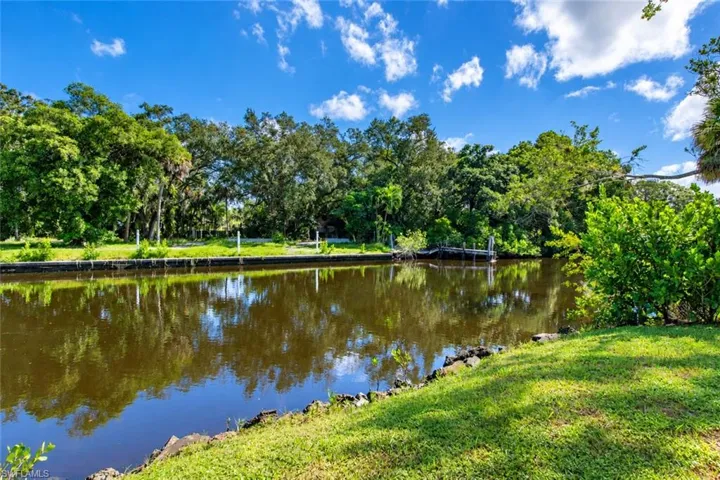 3201 Sabal Ct, Naples, Florida 34112