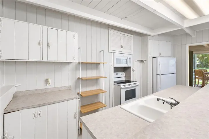 3201 Sabal Ct, Naples, Florida 34112