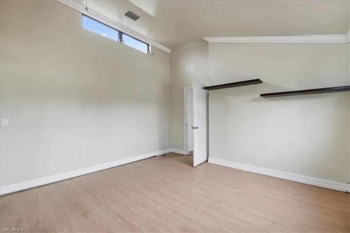 Upstairs Bedroom #2