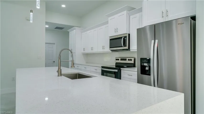 1712 Dixie AVE, LEHIGH ACRES FL 33972