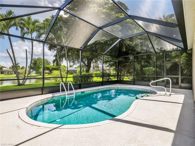 15092 Balmoral Loop, Fort Myers, Florida 33919
