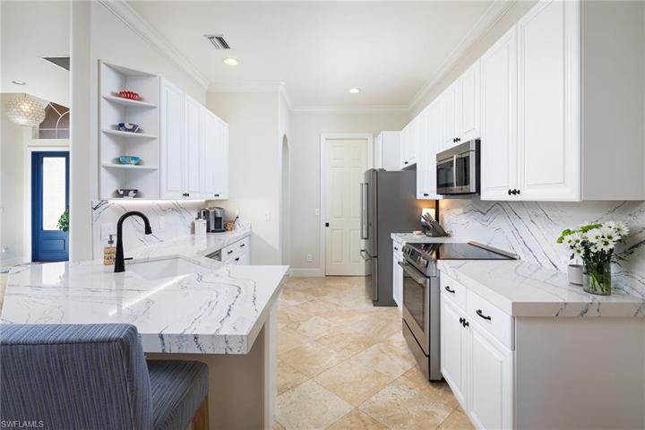 1026  Fountain  RUN, Naples, FL 34119