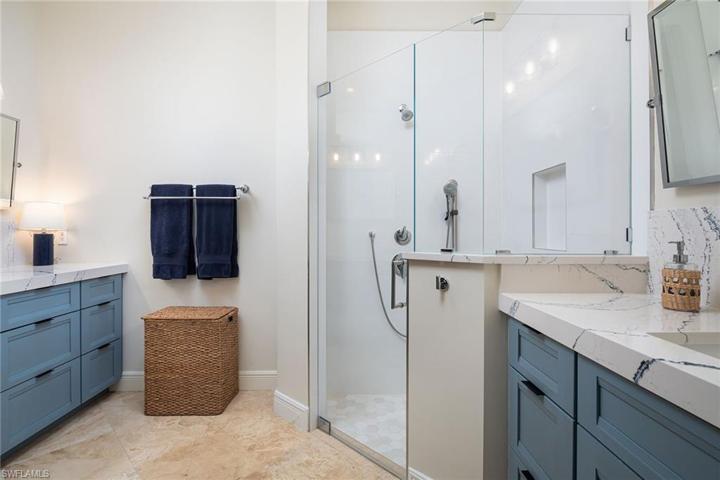 1026  Fountain  RUN, Naples, FL 34119