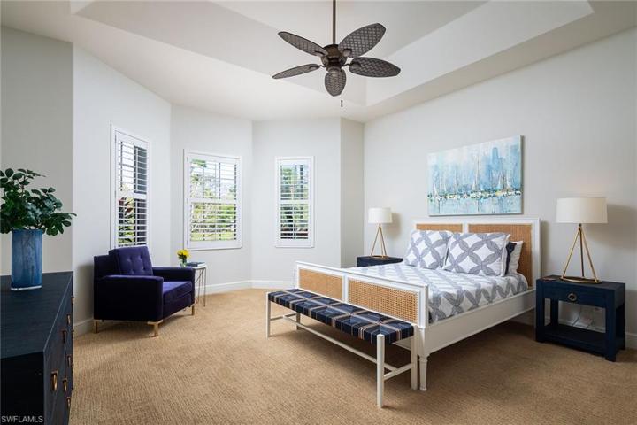 1026  Fountain  RUN, Naples, FL 34119