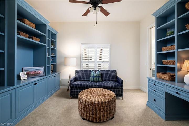 1026  Fountain  RUN, Naples, FL 34119