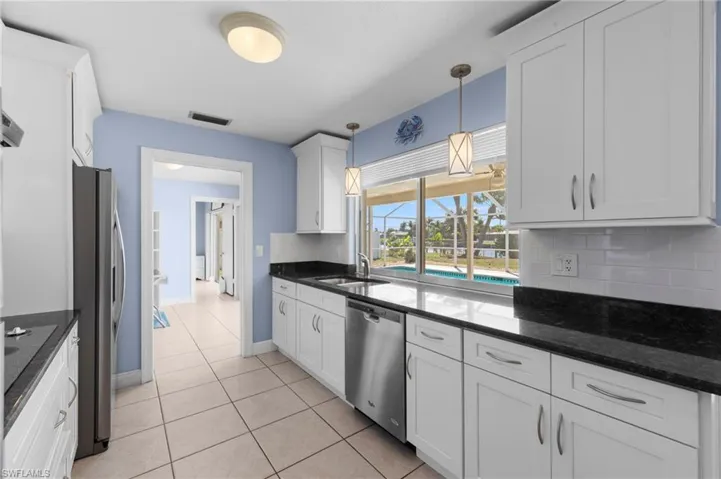 710 Se 43rd St, Cape Coral, Florida 33904