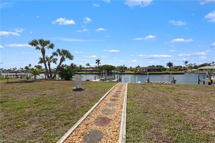 710 Se 43rd St, Cape Coral, Florida 33904