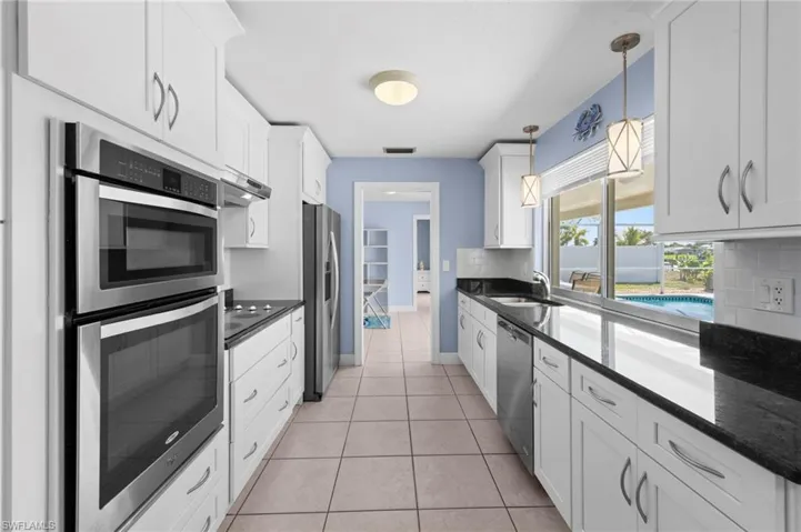 microwave and oven