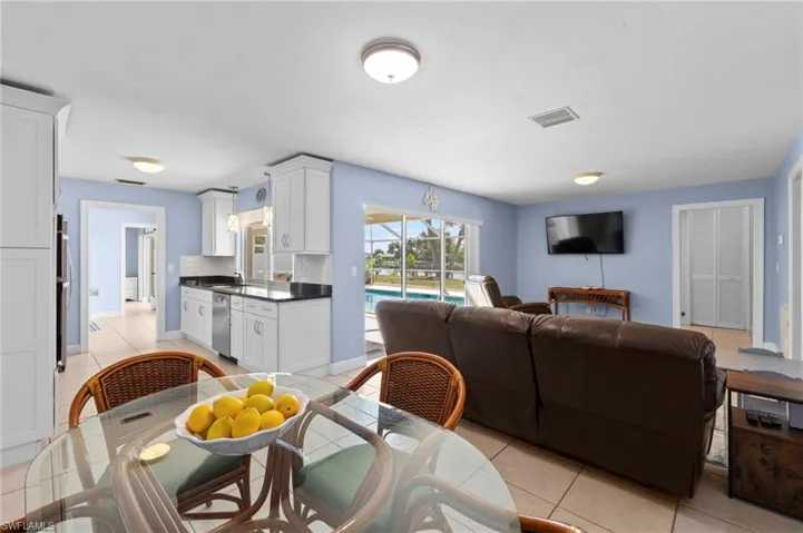 sliding glass doors lead to lanai