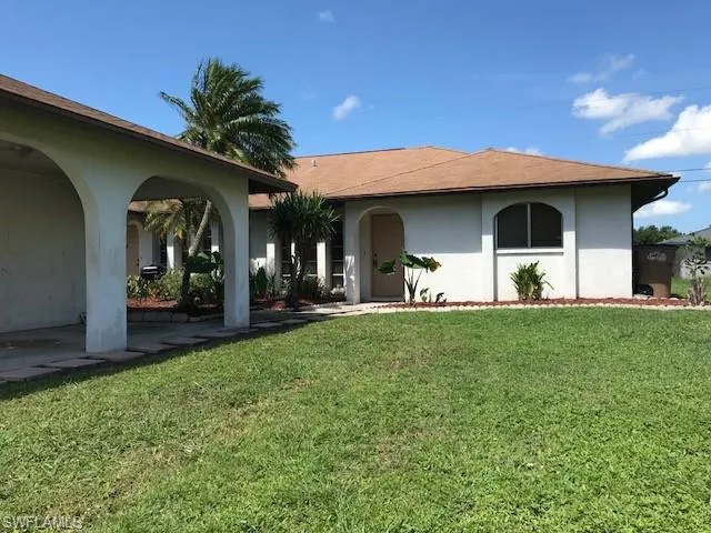30 Se 24th Ave, Cape Coral, Florida 33990