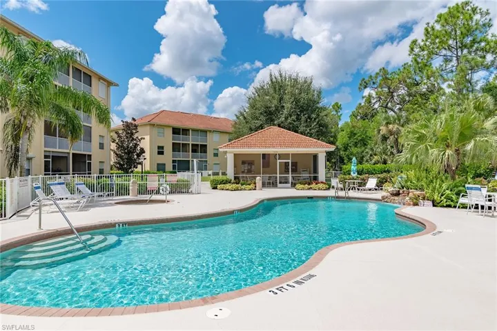 9175  Celeste  DR, Naples, FL 34113