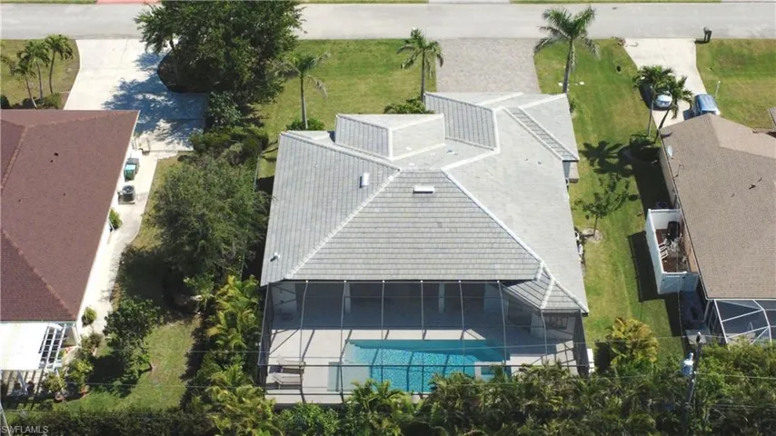Bird's eye view of a pool