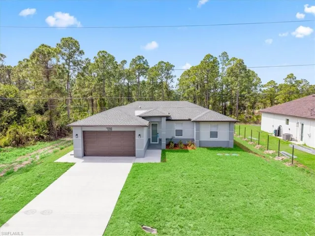 726  Giorgio S AVE, Lehigh Acres, FL 33974