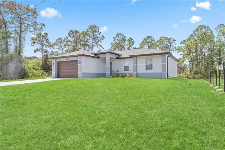 726  Giorgio S AVE, Lehigh Acres, FL 33974