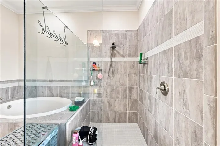 19107 Elmdale Way, Estero, Florida 33928