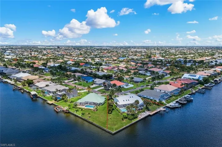 2546 Sw 45th St, Cape Coral, Florida 33914