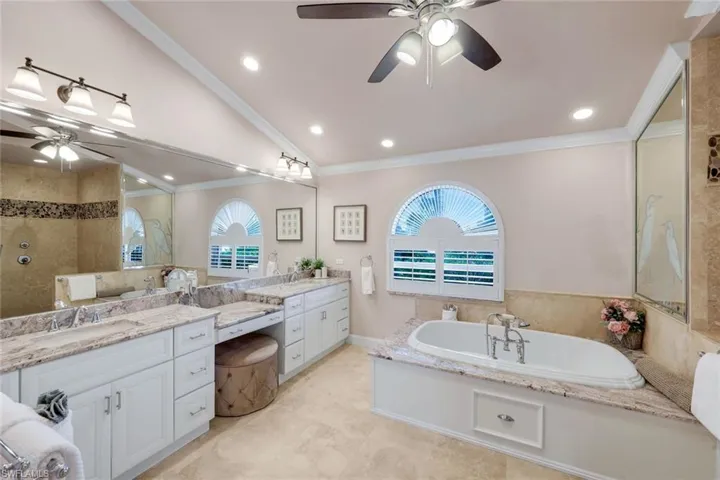 2546 Sw 45th St, Cape Coral, Florida 33914