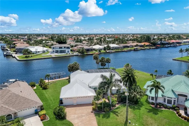2546 Sw 45th St, Cape Coral, Florida 33914