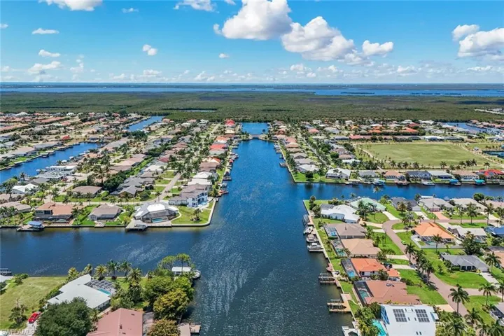 2546 Sw 45th St, Cape Coral, Florida 33914