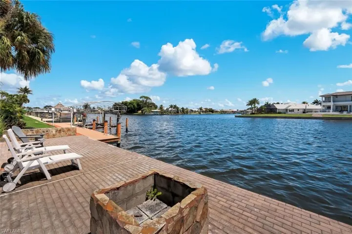2546 Sw 45th St, Cape Coral, Florida 33914