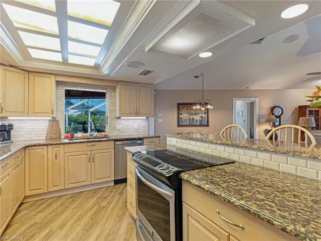 15560  Shell Point  BLVD, Fort Myers, FL 33908