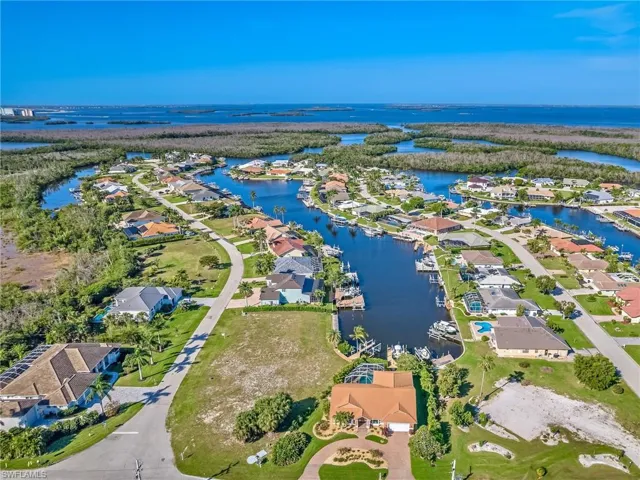 15560  Shell Point  BLVD, Fort Myers, FL 33908