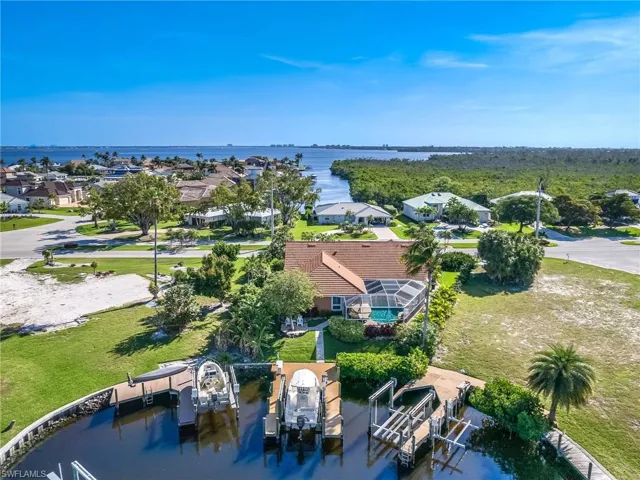 15560  Shell Point  BLVD, Fort Myers, FL 33908