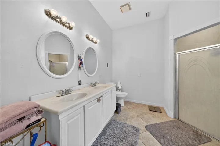 614 Jackson Ave, Lehigh Acres, Florida 33972