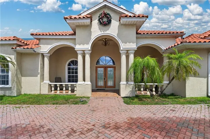 614 Jackson Ave, Lehigh Acres, Florida 33972