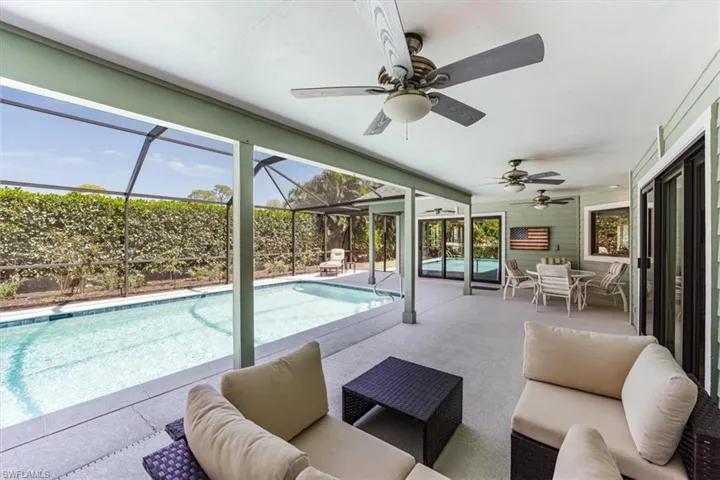 1901 Princess CT, NAPLES FL 34110