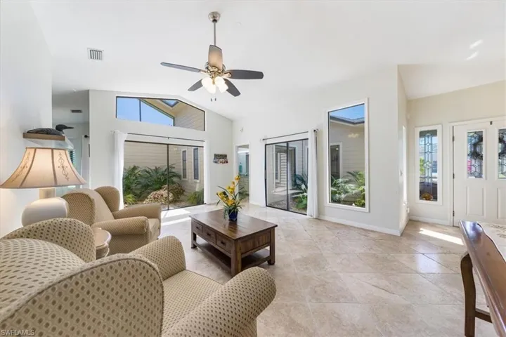 1901 Princess CT, NAPLES FL 34110