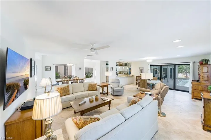 1901 Princess CT, NAPLES FL 34110