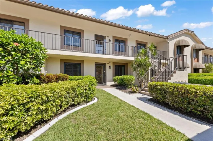 13111  Cross Creek  BLVD, Fort Myers, FL 33912