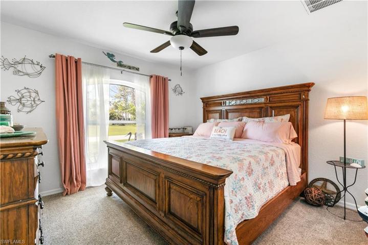 Entry view into second bedroom