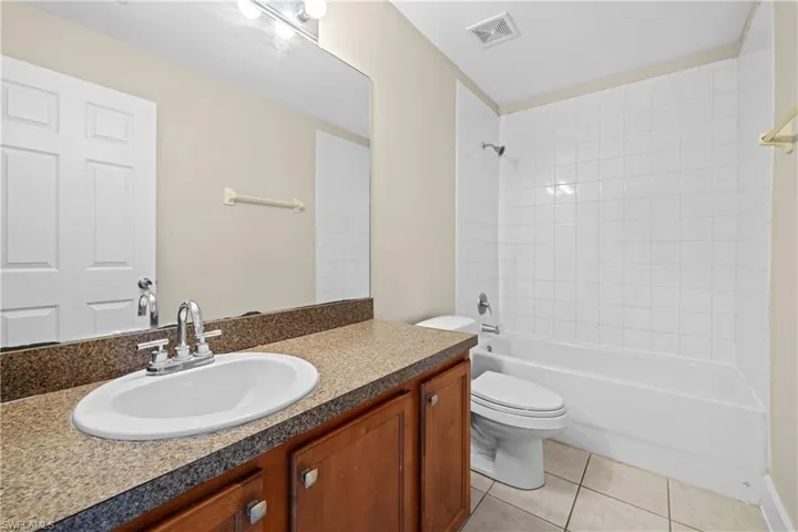 909/911 Jaguar Blvd, Lehigh Acres, Florida 33974