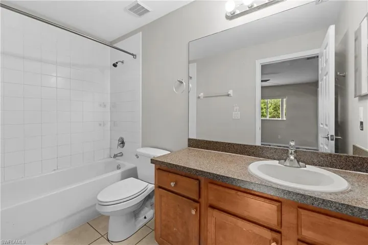 909/911 Jaguar Blvd, Lehigh Acres, Florida 33974