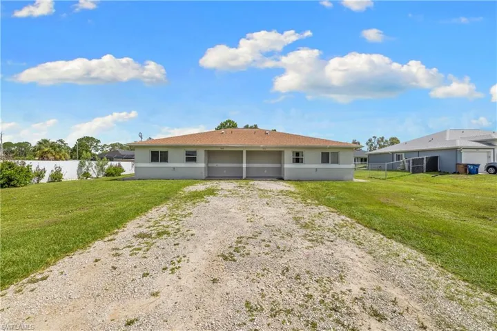 909/911 Jaguar Blvd, Lehigh Acres, Florida 33974