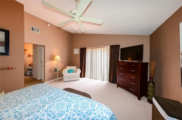 9717  Maplecrest  CIR, Lehigh Acres, FL 33936