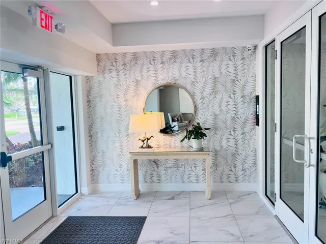 1200 Gulf Shore Blvd N # 404, Naples, Florida 34102