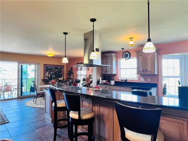 1200 Gulf Shore Blvd N # 404, Naples, Florida 34102