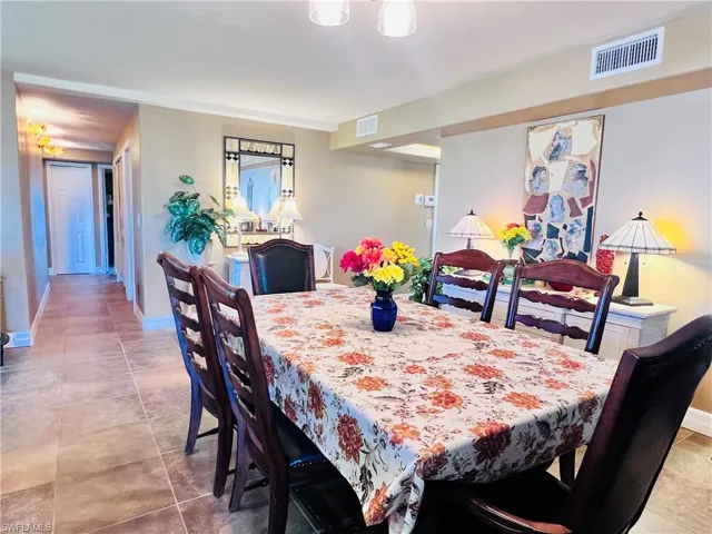 1200 Gulf Shore Blvd N # 404, Naples, Florida 34102