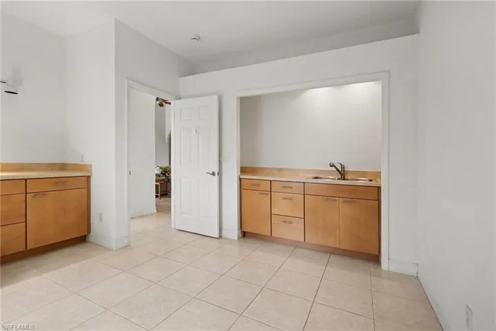 18565  Royal Hammock  BLVD, Naples, FL 34114