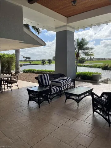 18565  Royal Hammock  BLVD, Naples, FL 34114