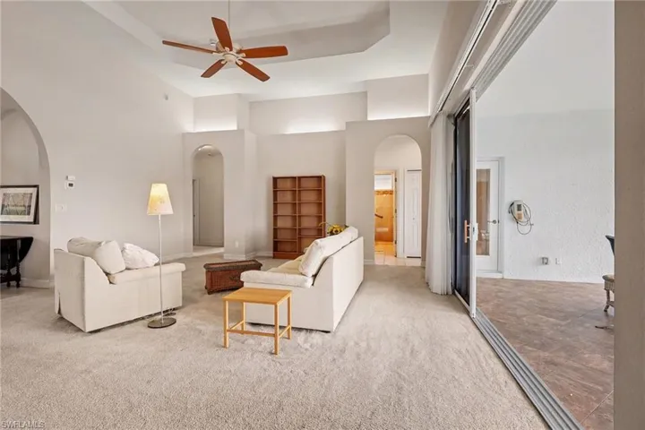 18565  Royal Hammock  BLVD, Naples, FL 34114