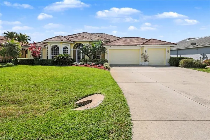18565  Royal Hammock  BLVD, Naples, FL 34114