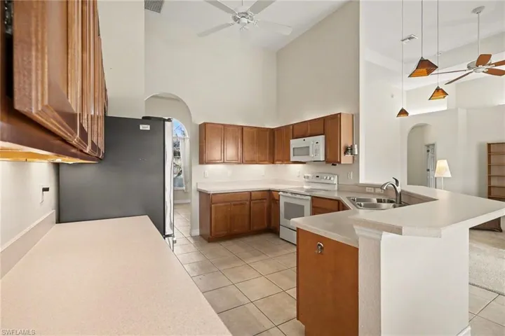 18565  Royal Hammock  BLVD, Naples, FL 34114