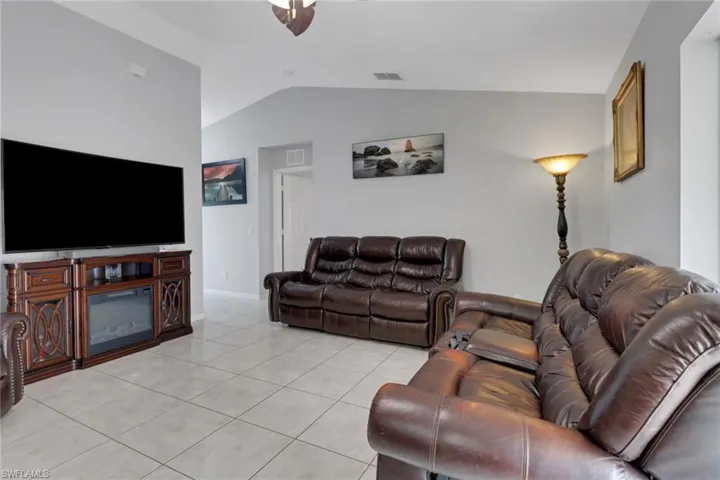 2282 Kean Ct, Naples Fl 34117