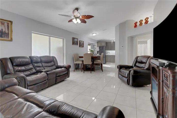 2282 Kean Ct, Naples Fl 34117