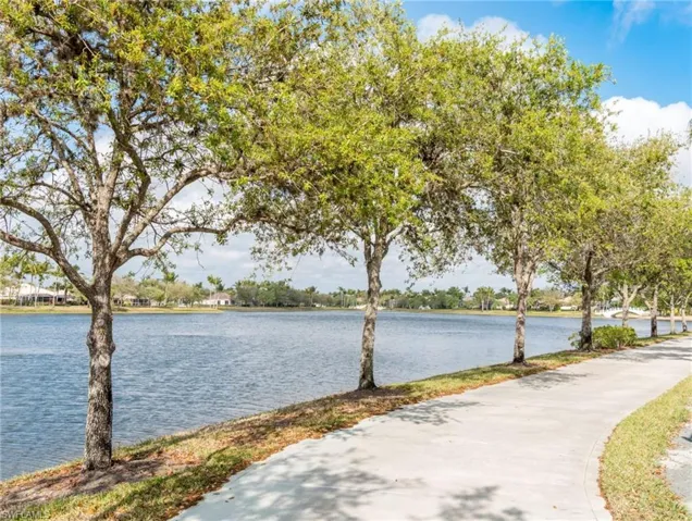 3006 Futuna Ln, Naples, Florida 34119